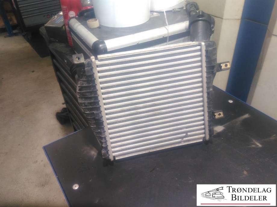 Radiator (automat gir) til Audi Q7 2006-2010 (Type I, Fase 1)  