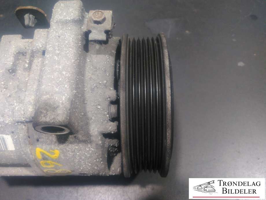 Aircondition kompressor til Peugeot Partner 2015-2019 (Type II, Fase 2)  (DENSO|98 028 757 80|98 017 643 80|447150-5201)