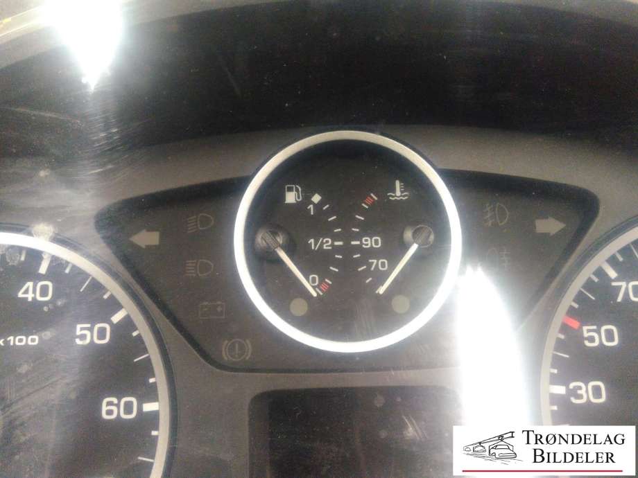 Instrumentpanel til Peugeot Partner 2015-2019 (Type II, Fase 2)  (9801641580|503001316352|)