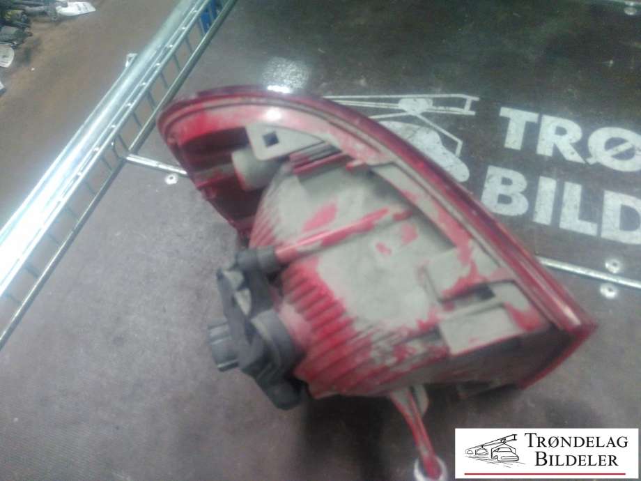 Baklykt høyre ytre til VW Touran 2010-2015 (Type I, Fase 3) (1T0945096R|)