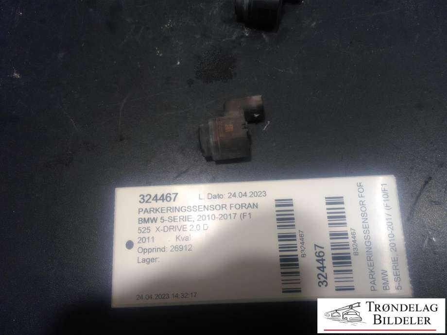 Parkeringssensor foran til BMW 5-Serie 2010-2017 (F10/F11) (F10/F11) (VALEO|9 231 283|3008110602|)
