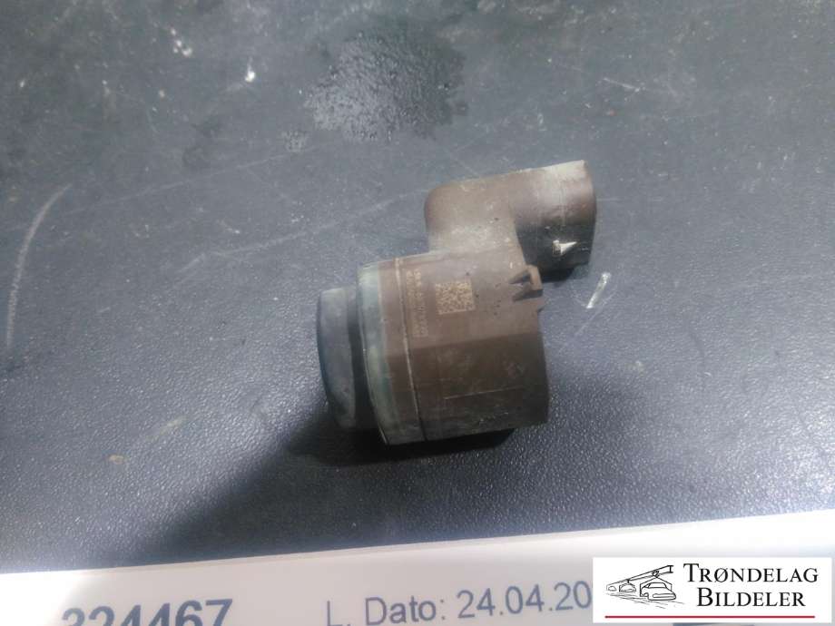 Parkeringssensor foran til BMW 5-Serie 2010-2017 (F10/F11) (F10/F11) (VALEO|9 231 283|3008110602|)