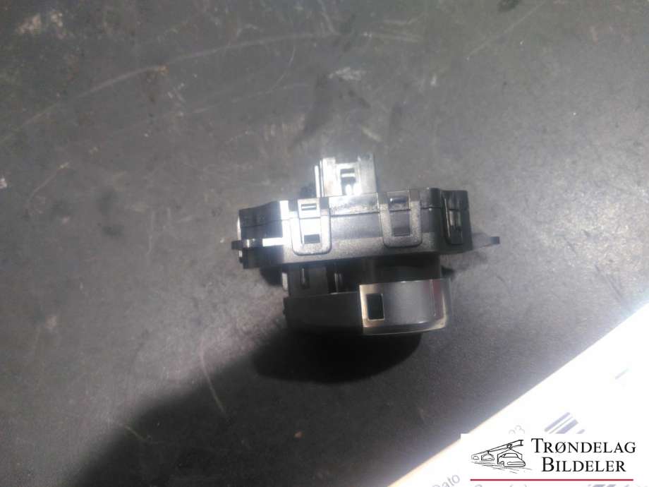 Bryter start/stopp til BMW 5-Serie 2010-2017 (F10/F11) (F10/F11)