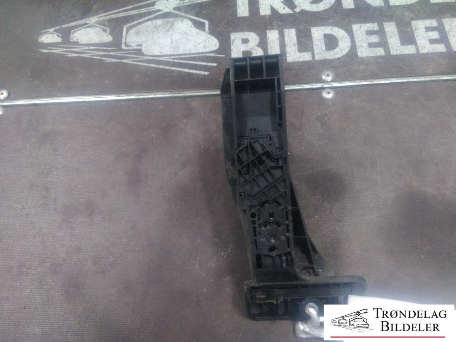 Pedal gass til BMW 5-Serie 2010-2017 (F10/F11) (F10/F11) (3542 6852644 01|)