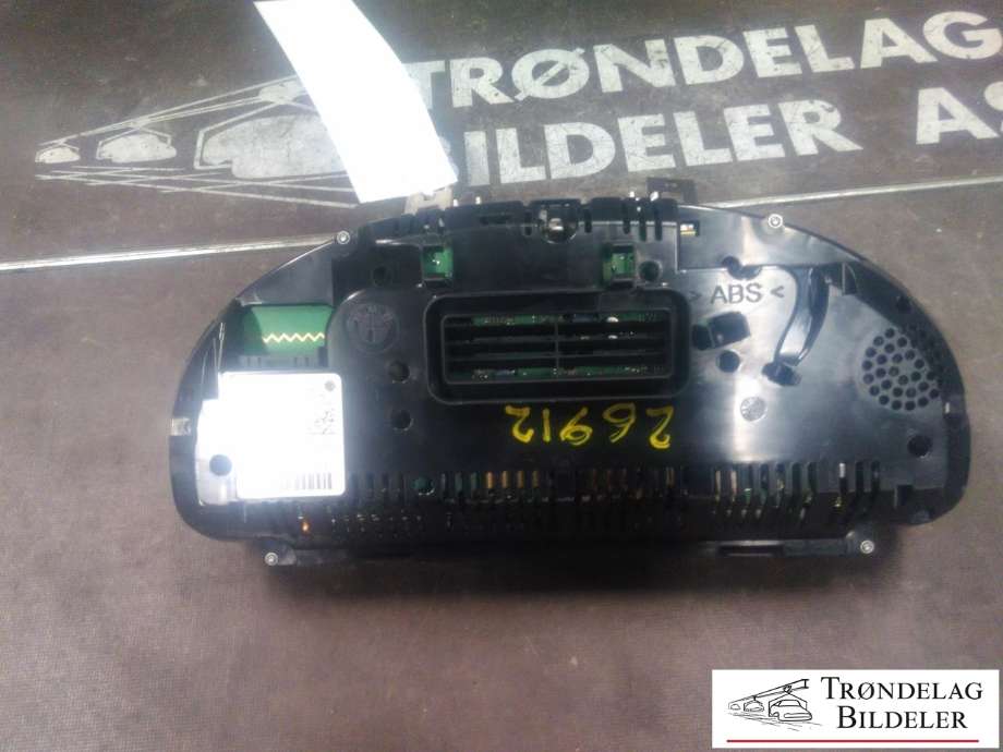 Instrumentpanel til BMW 5-Serie 2010-2017 (F10/F11) (F10/F11) (81002231|9276647-01|)