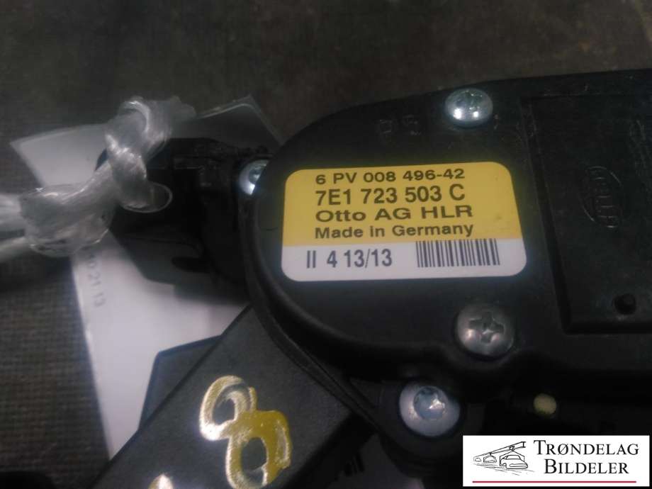 Pedal gass til VW Transporter / Caravelle 2009-2015 (Fase 2) (T5) (T5) (7E1 723 503 C|6PV 008 496-42|)