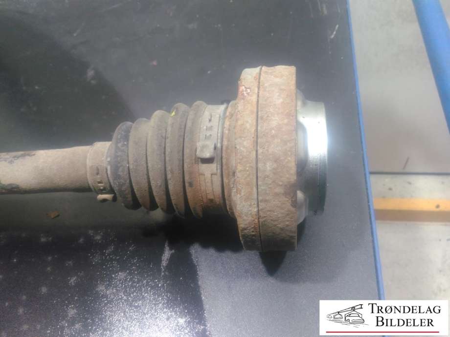 Drivaksel høyre bak, diesel/automat til Audi Q7 2006-2010 (Type I, Fase 1)