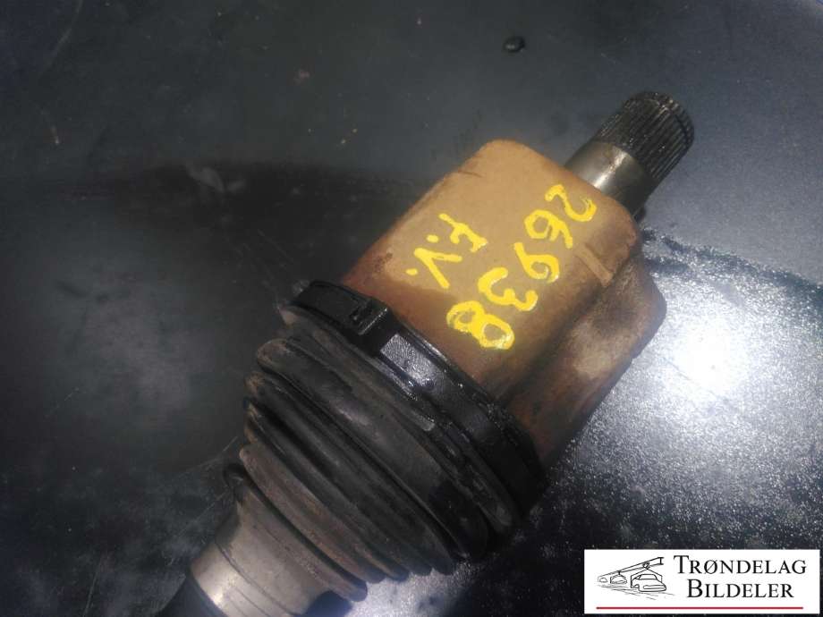 Drivaksel venstre foran, diesel/automat til VW Transporter / Caravelle 2009-2015 (Fase 2) (T5) (T5) (7E0 407 271 L|)