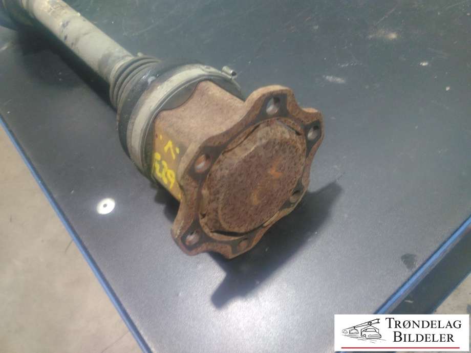Drivaksel venstre foran, diesel/automat til Audi A6, Allroad 2012-2014 (Type III, Fase 1) (C7) (C7) (4G0 407 271 F|)