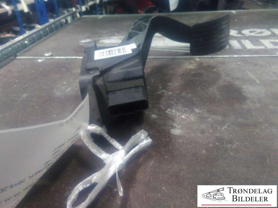 Pedal gass til Peugeot Partner 2015-2019 (Type II, Fase 2)  (BOSCH|0 280 766 167|96 714 168 80|)