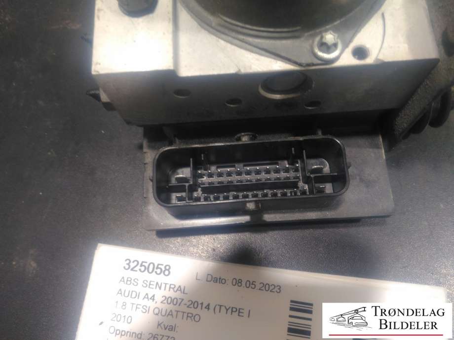 ABS sentral til Audi A4 2007-2014 (Type IV) (B8) (B8) (8K0 907 379 BJ|)