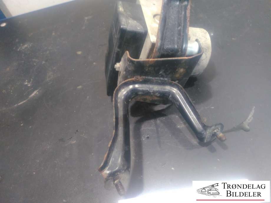 ABS sentral til Toyota Hiace 2007-2012 (Fase 3) (44510-26030|4405026040|)