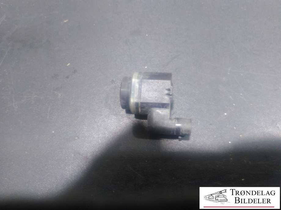 Parkeringssensor foran til BMW 5-Serie 2010-2017 (F10/F11) (F10/F11) (VALEO|303031|9 231 283|)
