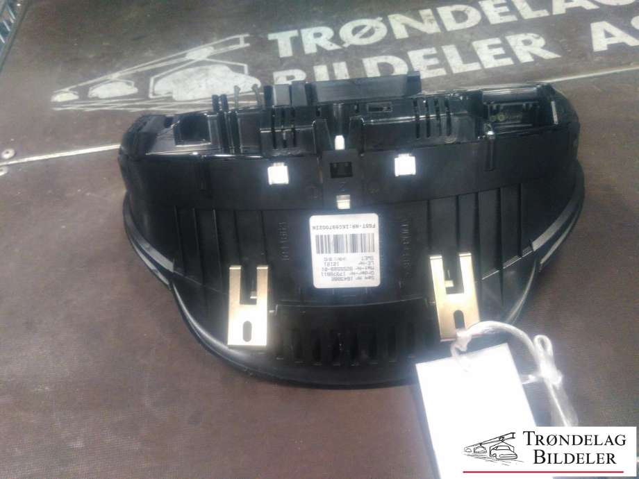 Instrumentpanel til BMW 5-Serie 2010-2017 (F10/F11) (F10/F11) (2207052-04|925589-01|)
