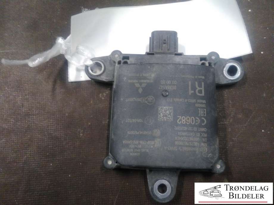 Sensor radar til Mitsubishi Outlander, 2015-->> (Type III, Fase 2) (A2C7579570000)