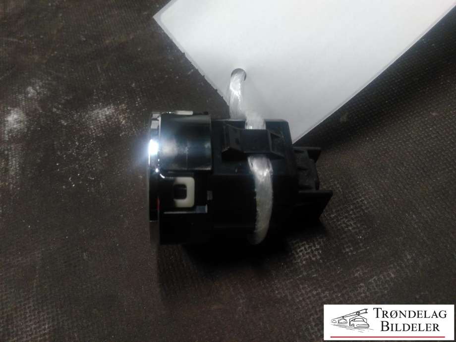 Bryter start/stopp til Mitsubishi Outlander 2015-->> (Type III, Fase 2)  (8610A133|)