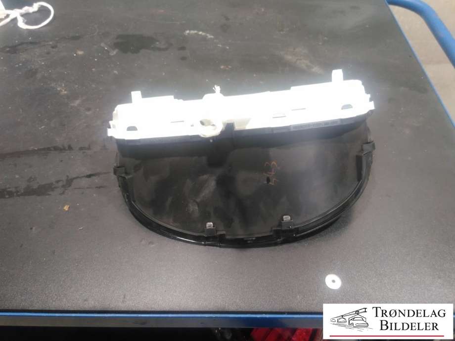 Instrumentpanel til Mitsubishi Outlander 2015-->> (Type III, Fase 2)  (8100C543|MM0059-354|)