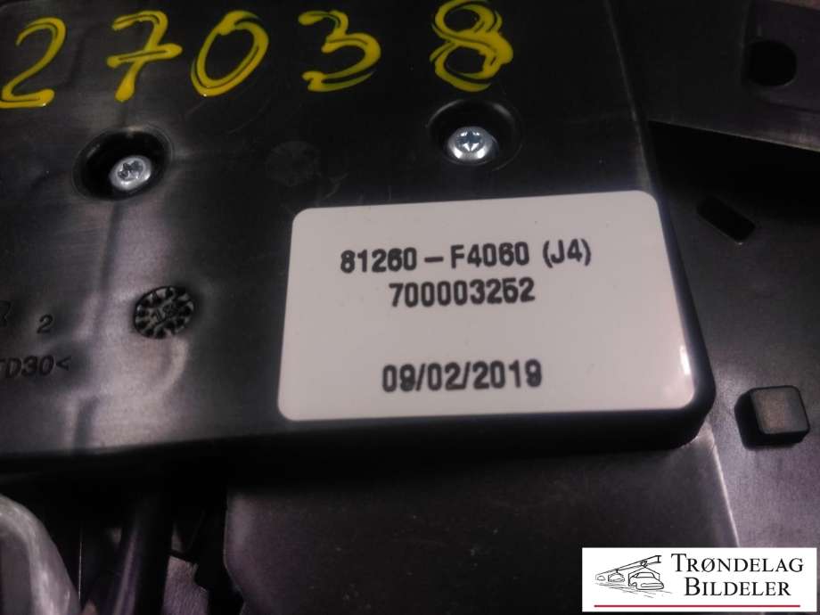 Taklyspanel til Toyota C-HR 2016-->>  (81260-F4060|700003252|)