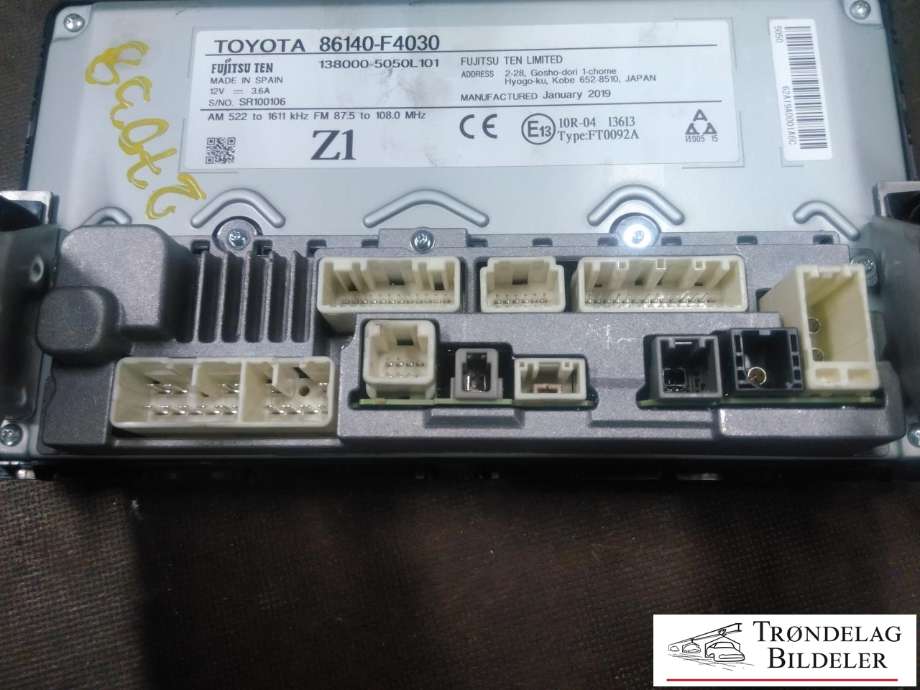 Bilstereo navigasjon skjerm til Toyota C-HR 2016-->>  (TOYOTA|86140-F4030|138000-5050L101|)