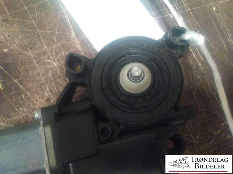 Ruteheis, kun motor, venstre foran til VW Transporter / Caravelle 2009-2015 (Fase 2) (T5) (T5) (0130822453|7E0959801H|)