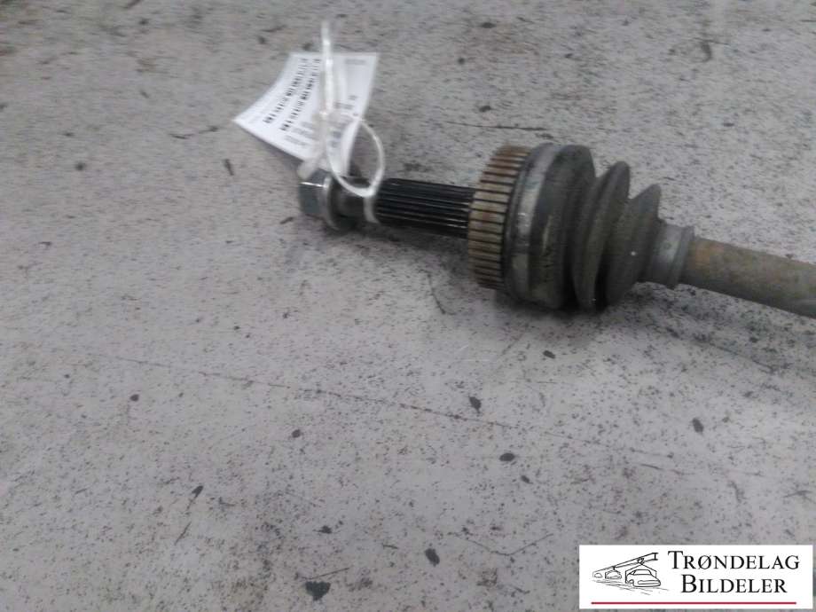 Drivaksel venstre bak, diesel/manuell til Nissan Qashqai 2010-2014 (Type I, Fase 2)  (39600JD60B|)