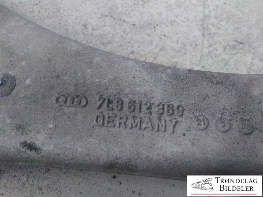 Travers bak til Audi Q7 2006-2010 (Type I, Fase 1) (7L8 512 369|)