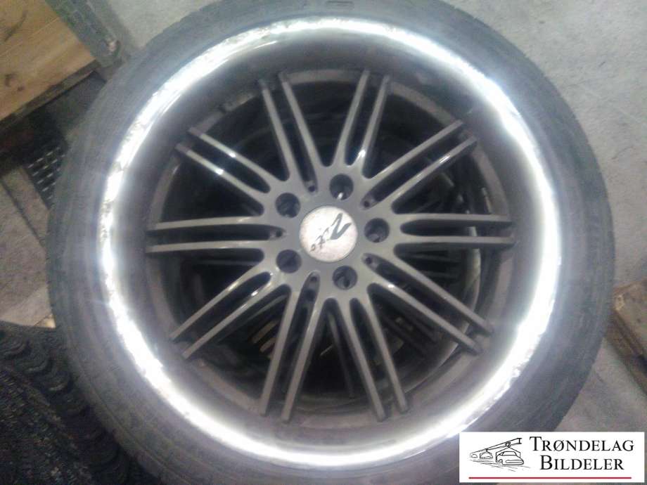 Hjulsett aluminium sommer til Audi A6 2008-2011 (Type III, Fase 2) (C6) (C6) (NOKIAN|235/40ZR18 5X112 8JX18 ET48? CB57.1MM|5 MM MØNSTERDYBDE|PROD:03-19)