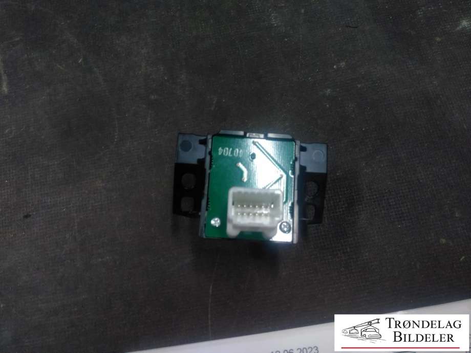 Bryter diverse til Nissan Leaf 2011-2017 (Type I)  (25273-3NA1A|)