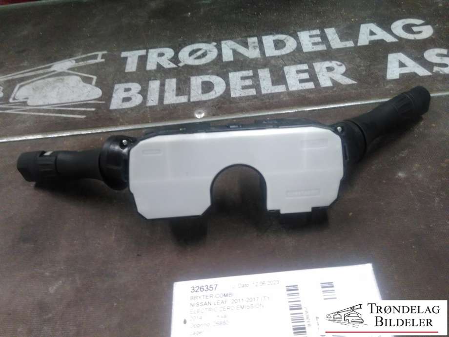 Bryter combi til Nissan Leaf 2011-2017 (Type I) (25560-3NL0B|)