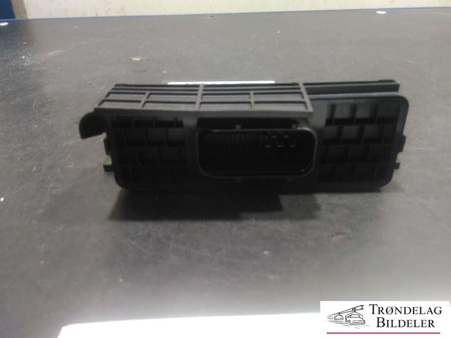 Styreenhet diverse til Audi A6 2008-2011 (Type III, Fase 2) (C6) (C6) (BOSCH|4F0 907 280|)