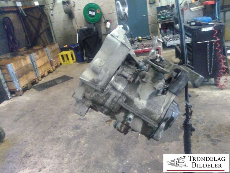 Girkasse manuell til VW Polo 2005-2009 (Type IV, Fase 2)  (02T 300 057 K|02T 300 020 E)