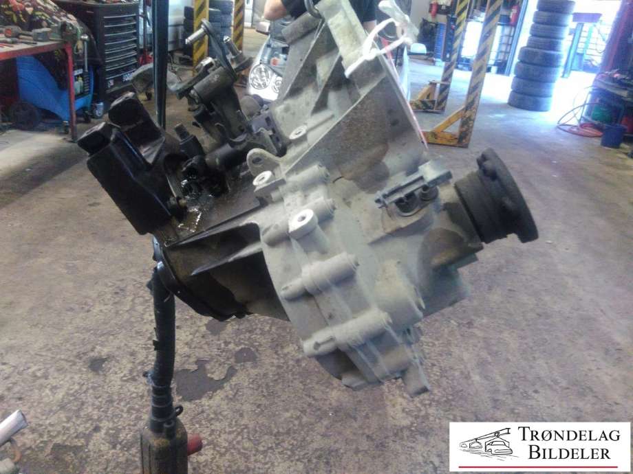 Girkasse manuell til VW Polo 2005-2009 (Type IV, Fase 2)  (02T 300 057 K|02T 300 020 E)