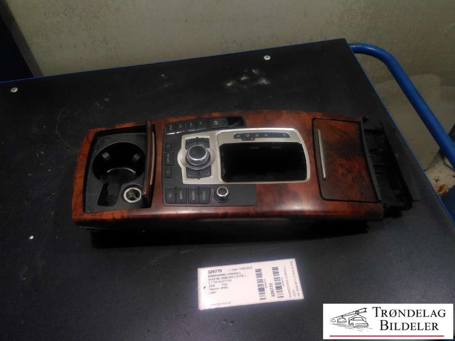 Innredning, Konsoll til Audi A6, 2008-2011 (Type III, Fase 2) (C6) (C6) (4F1 862 533 C)