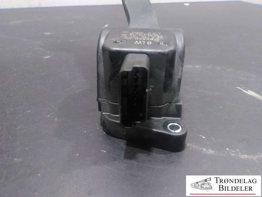 Pedal gass til Peugeot Partner 2015-2019 (Type II, Fase 2)  (BOSCH|0 280 755 167|96 714 168 80|)