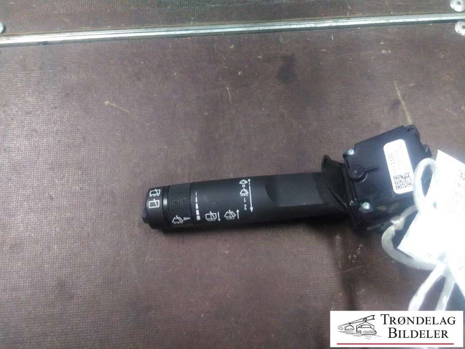 Bryter visker til Opel Zafira Tourer 2012-2018 (2094 1131|32660510928|)
