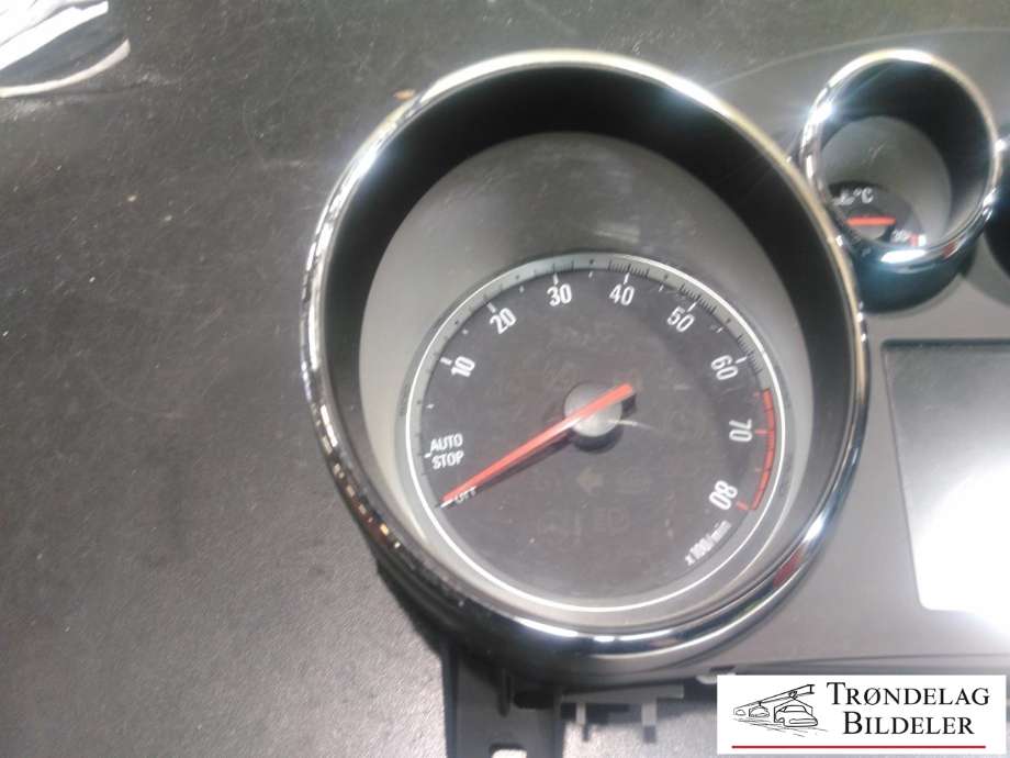 Instrumentpanel til Opel Zafira Tourer 2012-2018  (13442456|)