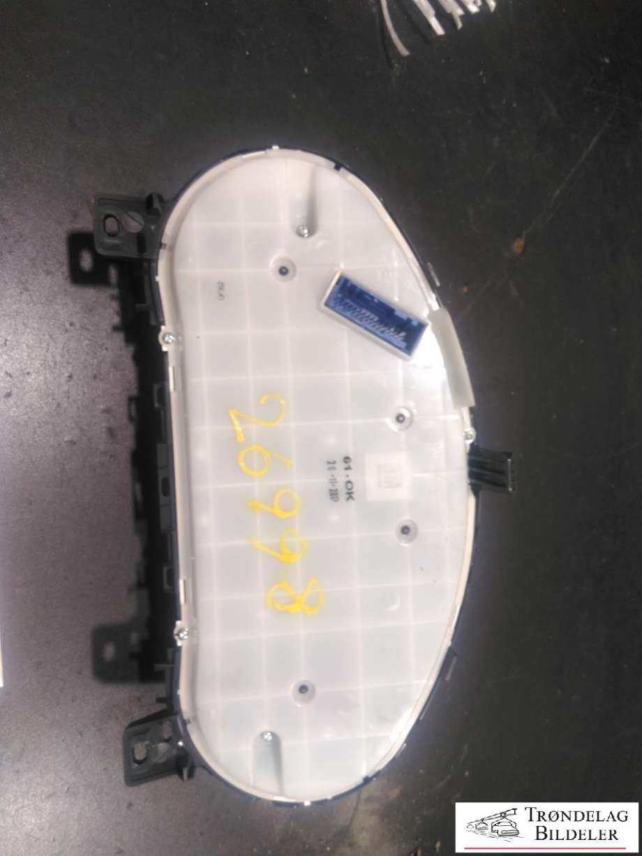 Instrumentpanel til Opel Zafira Tourer 2012-2018  (13442456|)
