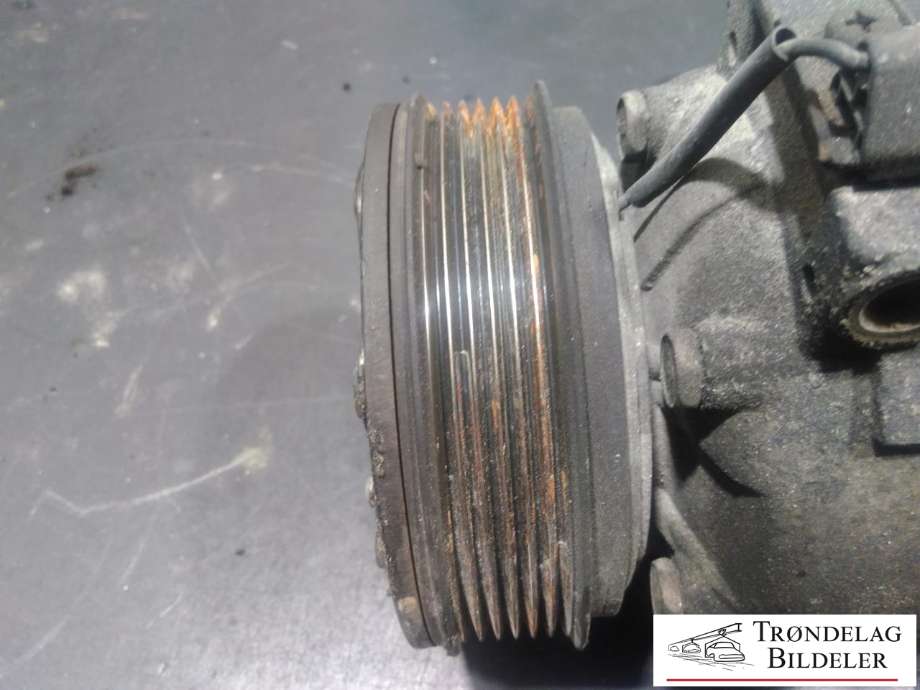 Aircondition kompressor til SsangYong Rexton 2004-2006 (Fase 2) (Y200) (Y200) (714956|66113-04415|66113-04915|66113-05011|66513-05011|51-0720|ACP819)