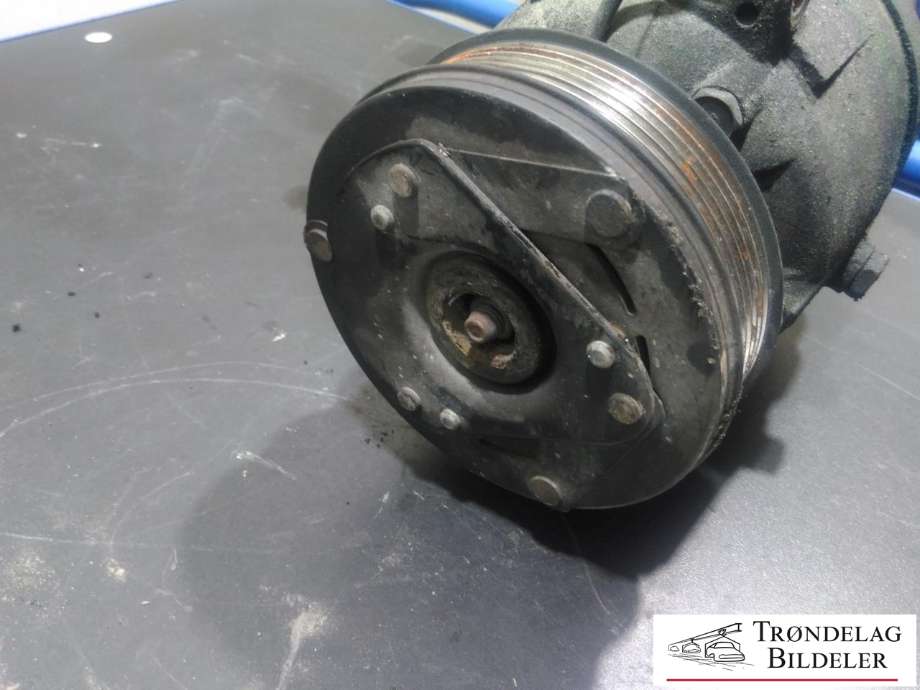 Aircondition kompressor til SsangYong Rexton 2004-2006 (Fase 2) (Y200) (Y200) (714956|66113-04415|66113-04915|66113-05011|66513-05011|51-0720|ACP819)