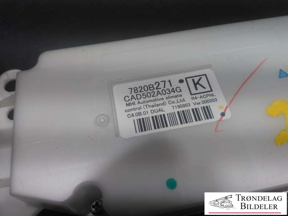 Varmeapparat betjening til Mitsubishi L200 2019-->> (Type V, Fase 2)  (7820B271|)