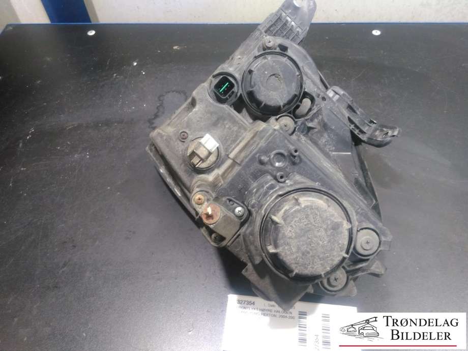 Frontlykt høyre halogen til SsangYong Rexton 2004-2006 (Fase 2) (Y200) (Y200) (8310208B10|8310208B13|)