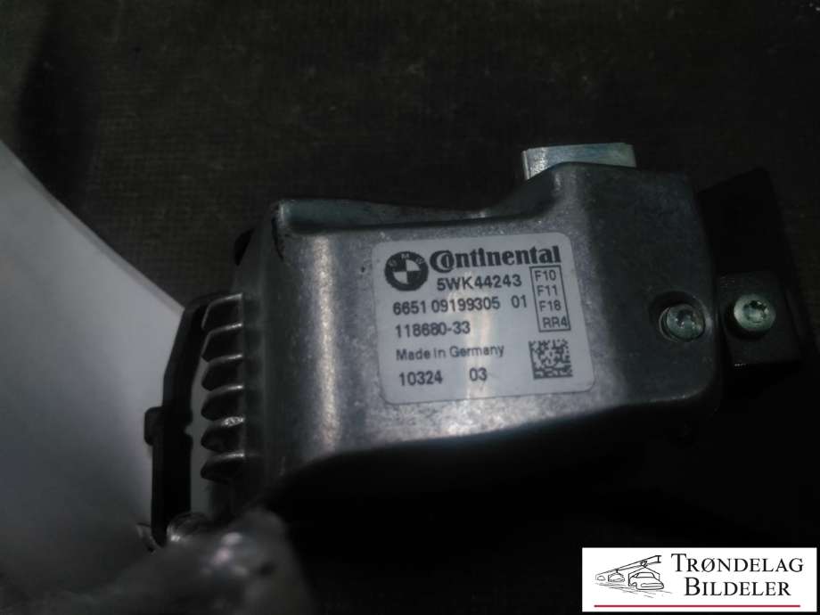 Parkeringskamera foran til BMW 5-Serie 2010-2017 (F10/F11) (F10/F11) (CONTINENTAL|6651 0919930501|5WK44243|118680-33)