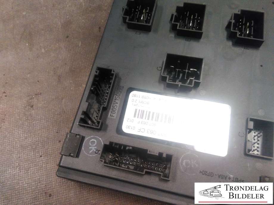 Styreenhet comfort (BCM) til Audi A6 2014-2018 (Type IV, Fase 2) (C7) (C7) (BOSCH|4H0 907 063 CF|F005V01325|)