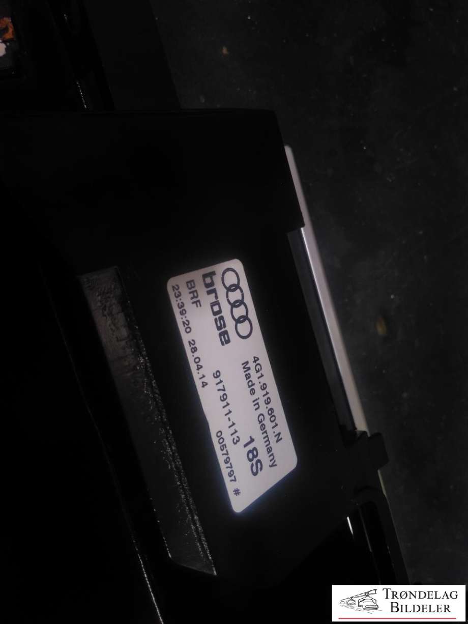 Bilstereo navigasjon skjerm til Audi A6 2014-2018 (Type IV, Fase 2) (C7) (C7) (BROSEE|4G1 919 601 N|)