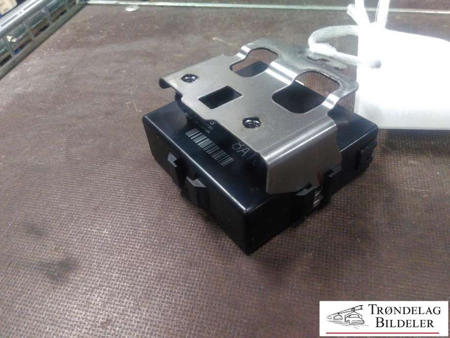 Styreenhet elektrisk parkbrems (EPB - Electric Parking Brake) til Mitsubishi Outlander 2015-->> (Type III, Fase 2) (ADVICS|151811-10930|)