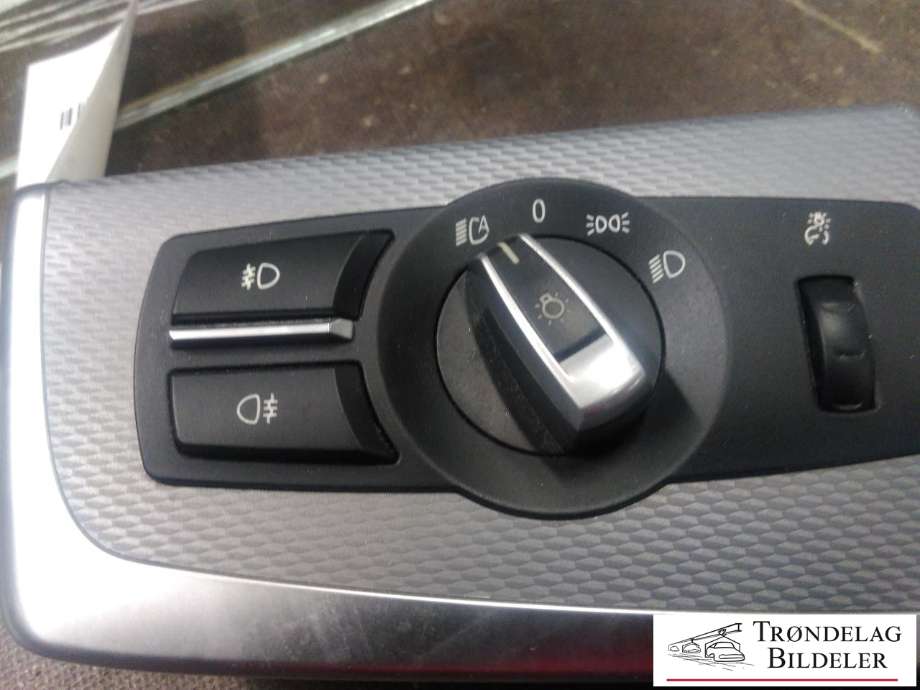 Bryter lys til BMW 5-Serie 2010-2017 (F10/F11) (F10/F11) (9192744 04|)