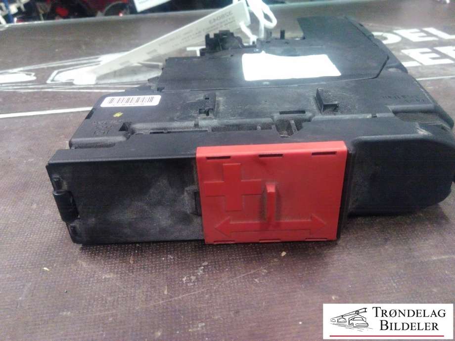 Styreenhet batteri til BMW 5-Serie 2010-2017 (F10/F11) (F10/F11) (61 14 9 153 418|)