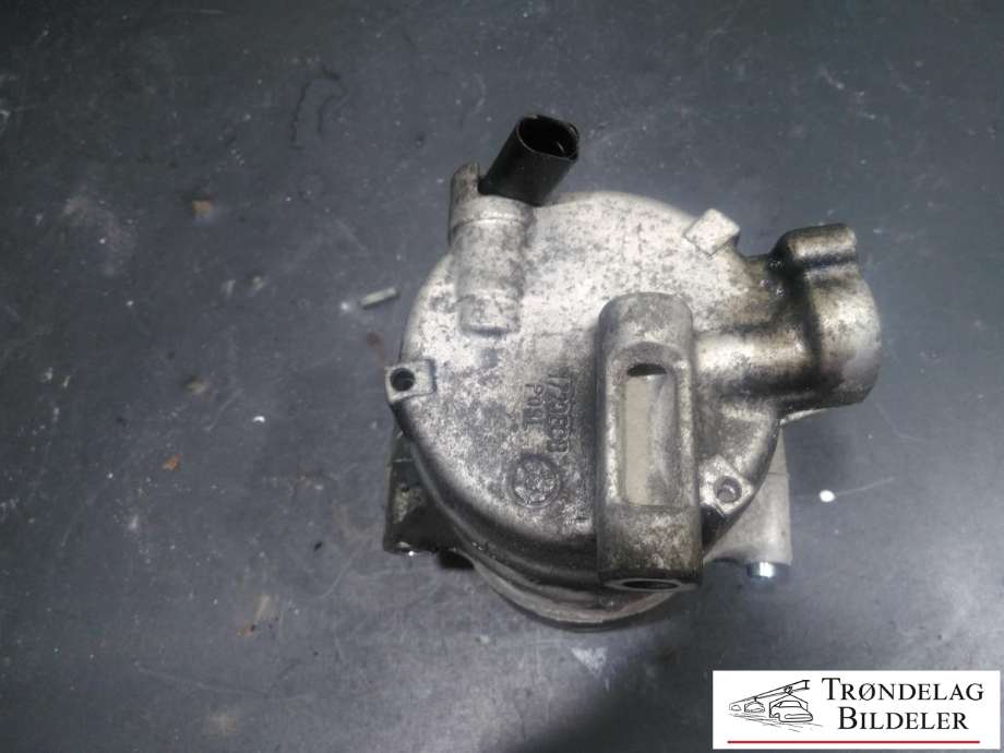 Aircondition kompressor til Škoda Octavia 2013-2016 (Type III, Fase 1)  (VW AG|5Q0820803F|5Q0820803K|890632|5Q0820803D|5Q0820803J|5Q0820803G|1K0820803A|1K0820803B|1K0820803H|1K0820803K|1K0820803L|1K0820803M|5Q0820803M|1K0820803G|1K0820803J|1K0820803N|1K0820803P|1K0820803Q|1K0820803S|5K0820803|5K0820803A|5K0820803B|5K0820803C|5K0820803D|5K0820803E|5K0820803F|5K0820803G|5K0820803H|5K0820803J|5K0820803K|5N0820803|5N0820803A/B|5N0820803C|5N0820803D|5N0820803H)