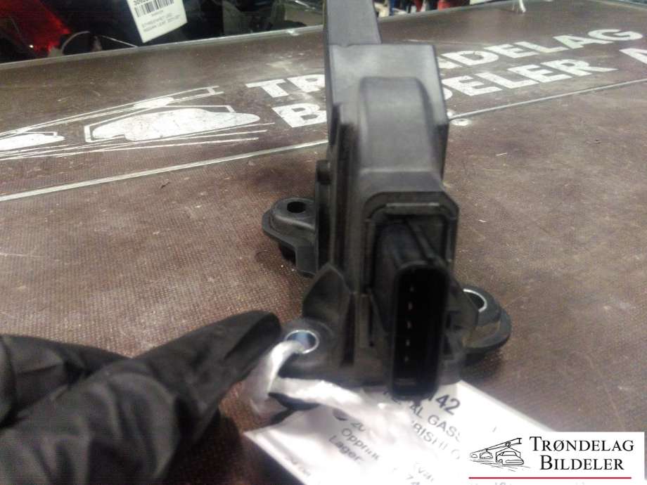 Pedal gass til Mitsubishi Outlander 2012-2015 (Type III, Fase 1)  (1600A116|08927792583|)