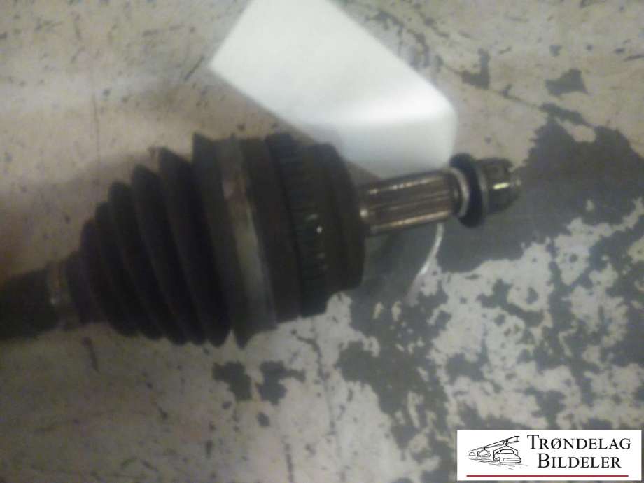 Drivaksel venstre foran, diesel/manuell til Renault Master 2002-2010 (Type II, Fase 2) (ULESELIG DELENUMMER|)